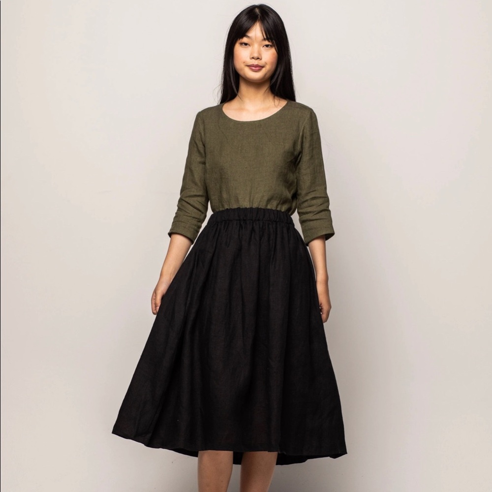 Large Pyne & Smith Black Linen Skirt